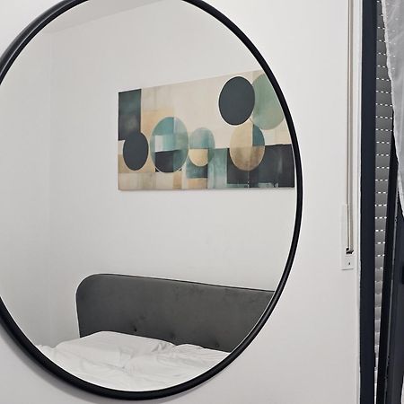 Valentino Zirkon Apartment Тирана Екстериор снимка