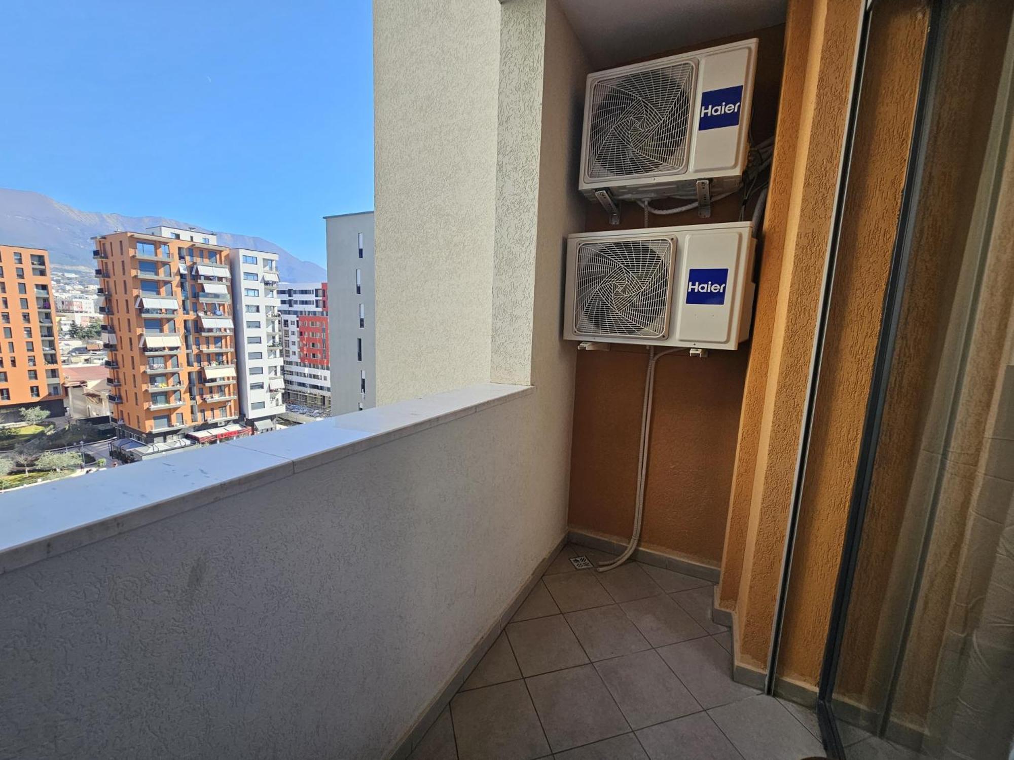 Valentino Zirkon Apartment Тирана Екстериор снимка